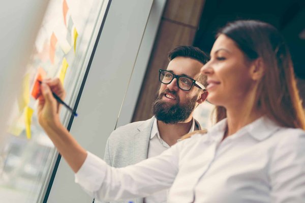 What Are the Best Strategies for UK SMEs to Manage Cash Flow Efficiently?